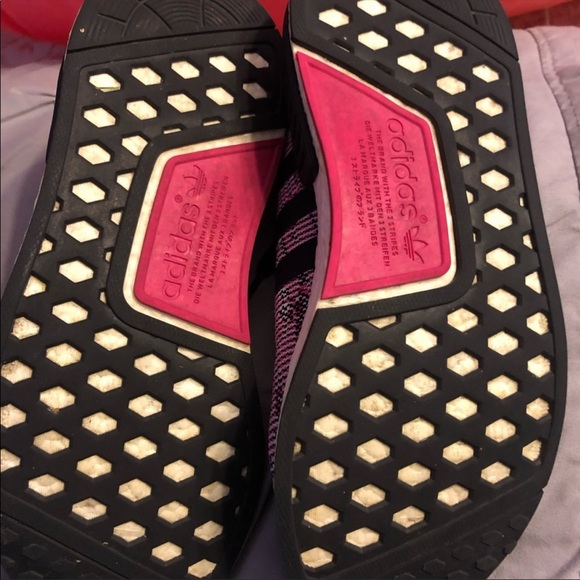 Adidas NMD R1 - Picture 2 of 2